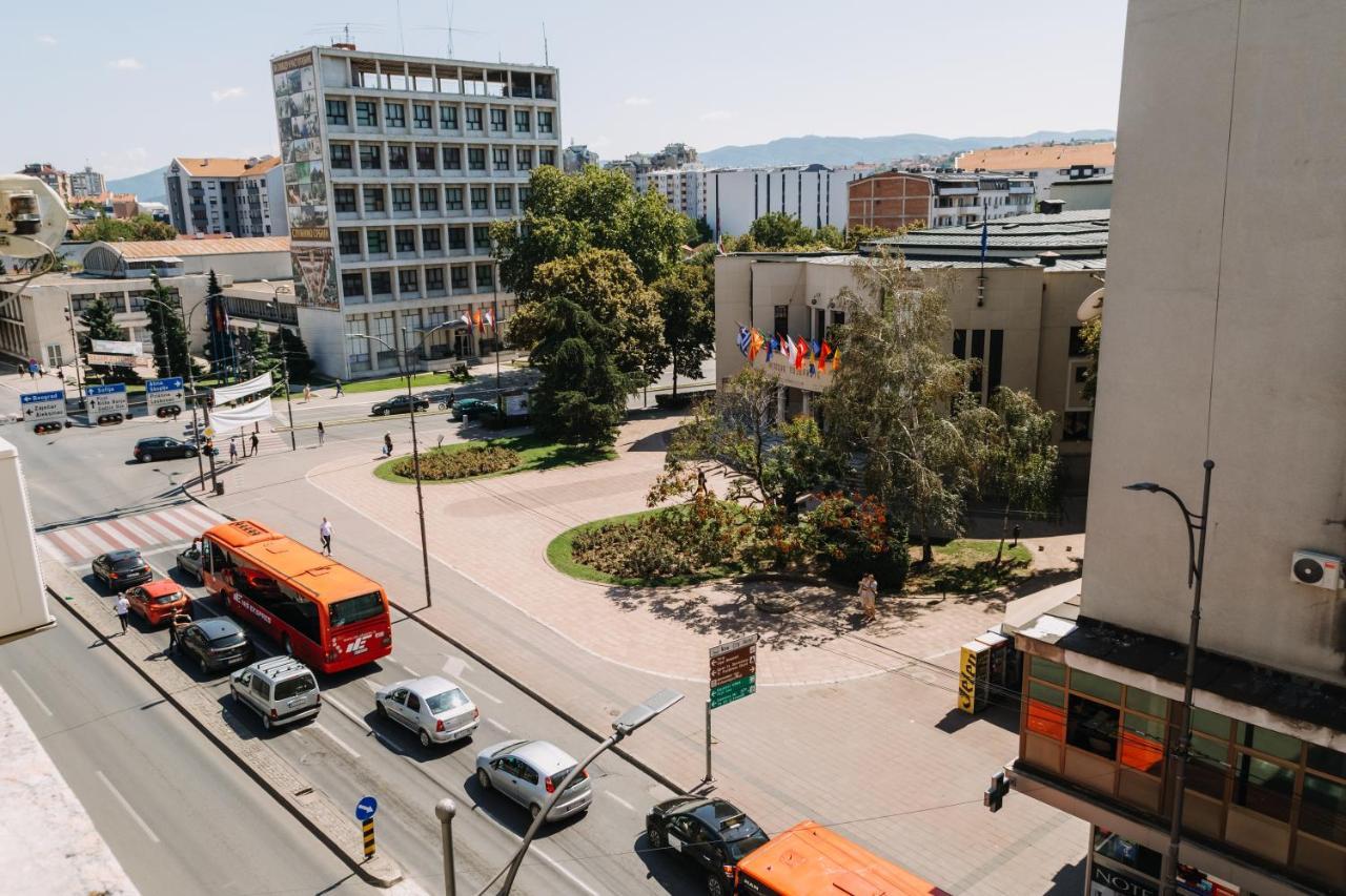 Constantin Inn Ni エクステリア 写真