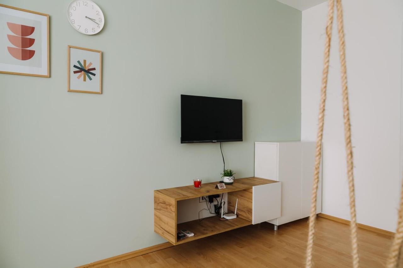 Constantin Inn Ni エクステリア 写真